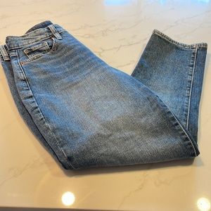 OLD NAVY size 2 petite high rise jeans.